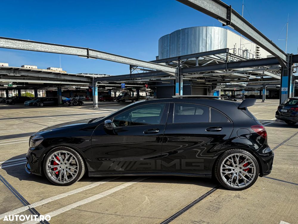 Mercedes-Benz A 45 AMG - 11