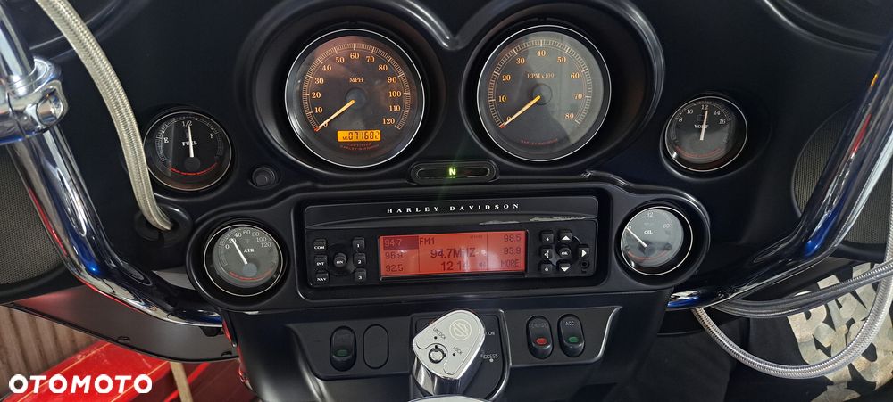 Harley-Davidson Touring Electra Glide - 17