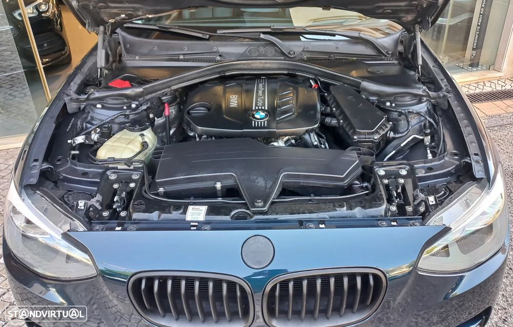 BMW 116 d EDynamics Line Sport — fotografia 20