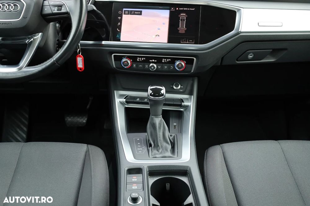 Audi Q3 35 TFSI S tronic - 11