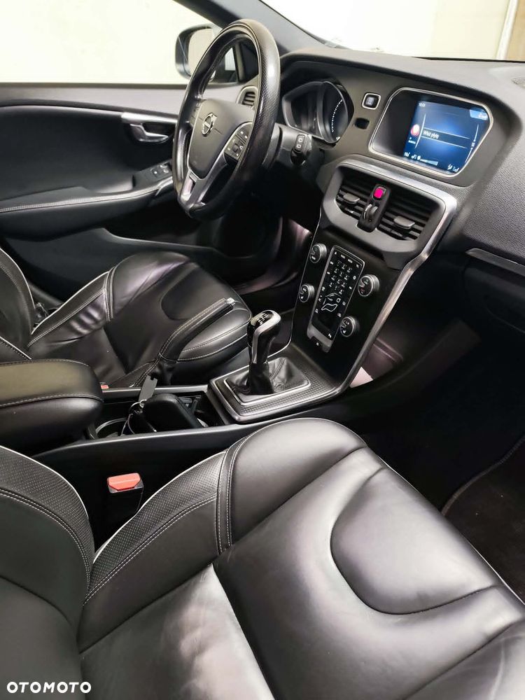 Volvo V40 D2 Drive-E R-Design Kinetic - 7