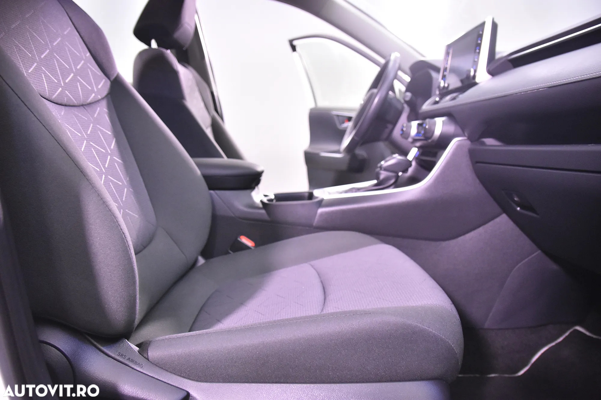 Toyota RAV4 2.5 4x2 Hybrid - 11