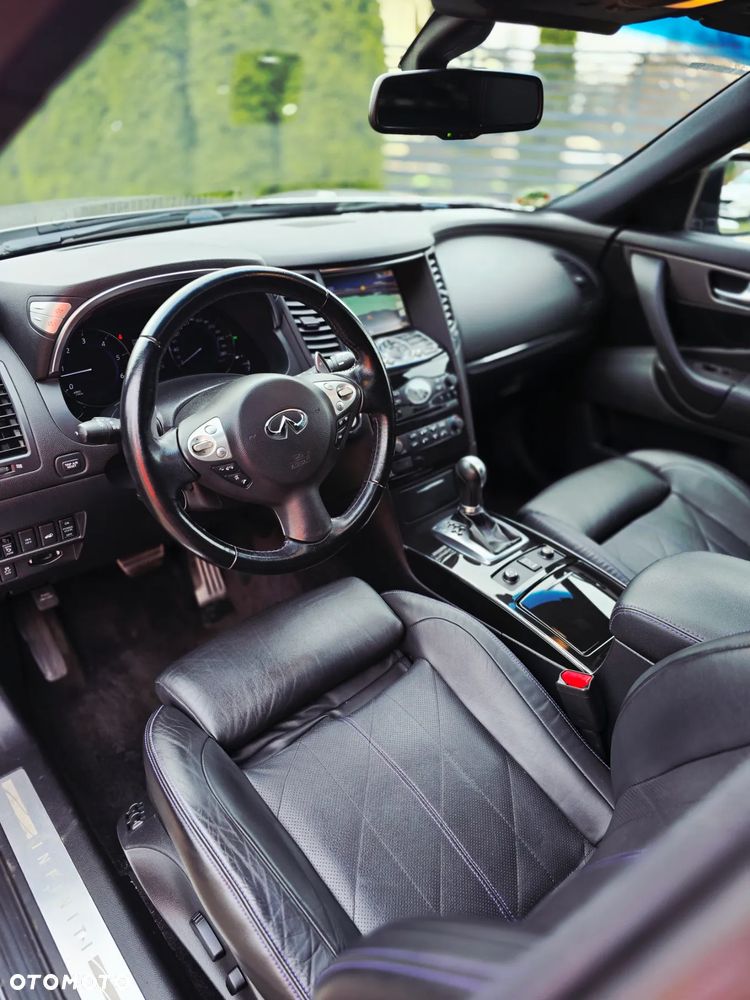 Infiniti QX70 3.0d AWD Design - 9