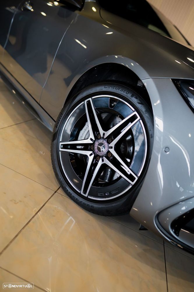Mercedes-Benz C 300 e AMG Line - 6