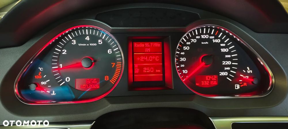 Audi A6 Limousine 2.4 - 14