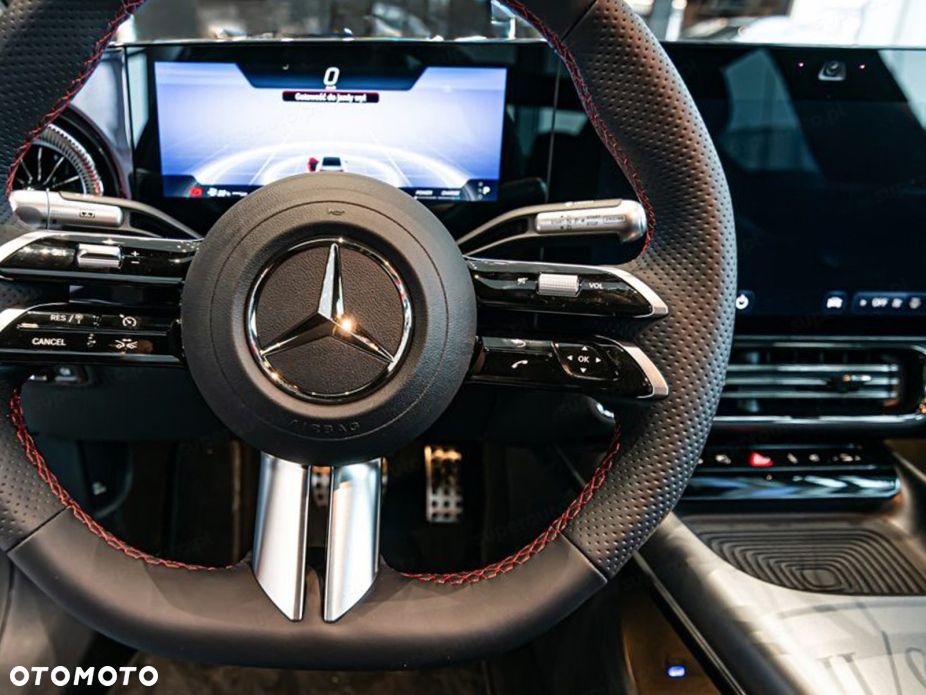 Mercedes-Benz CLA 200 mHEV 4-Matic 8G-DCT - 11