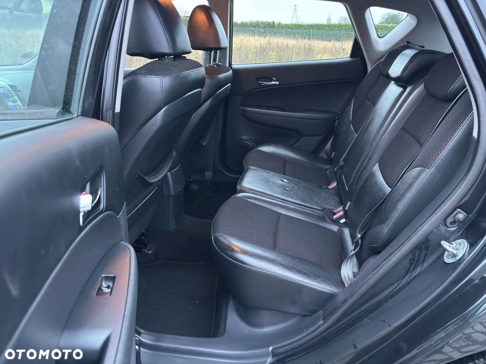 Hyundai i30 1.6 CRDI Edition Plus - 11