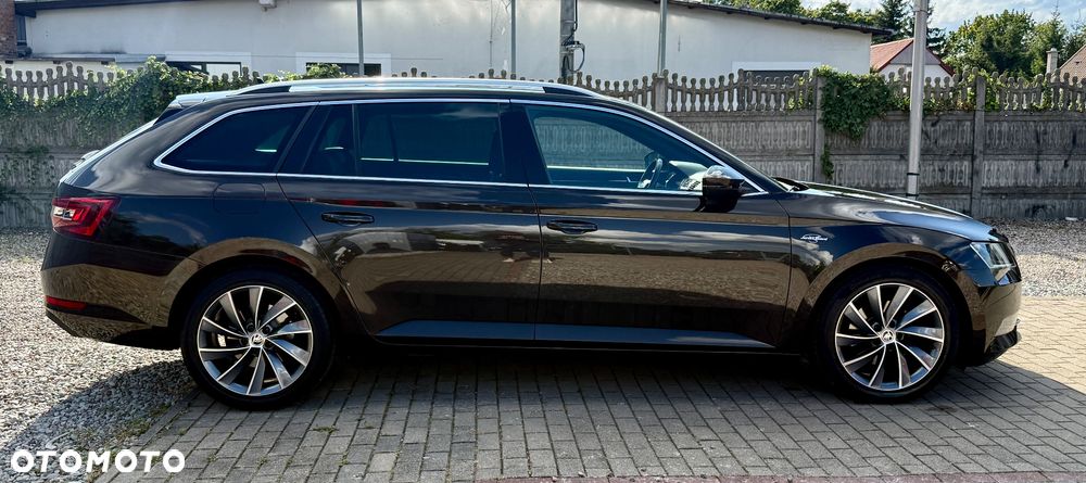 Skoda Superb Combi 2.0 TDI DSG L&K - 15