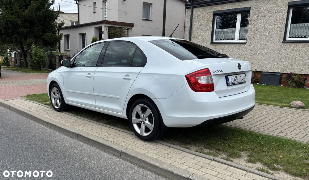 Skoda RAPID 1.2 TSI Ambition Max - 4