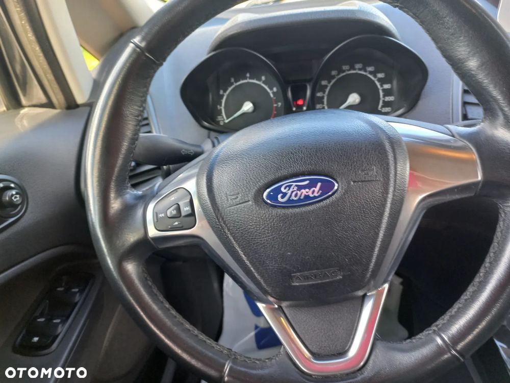 Ford EcoSport - 23