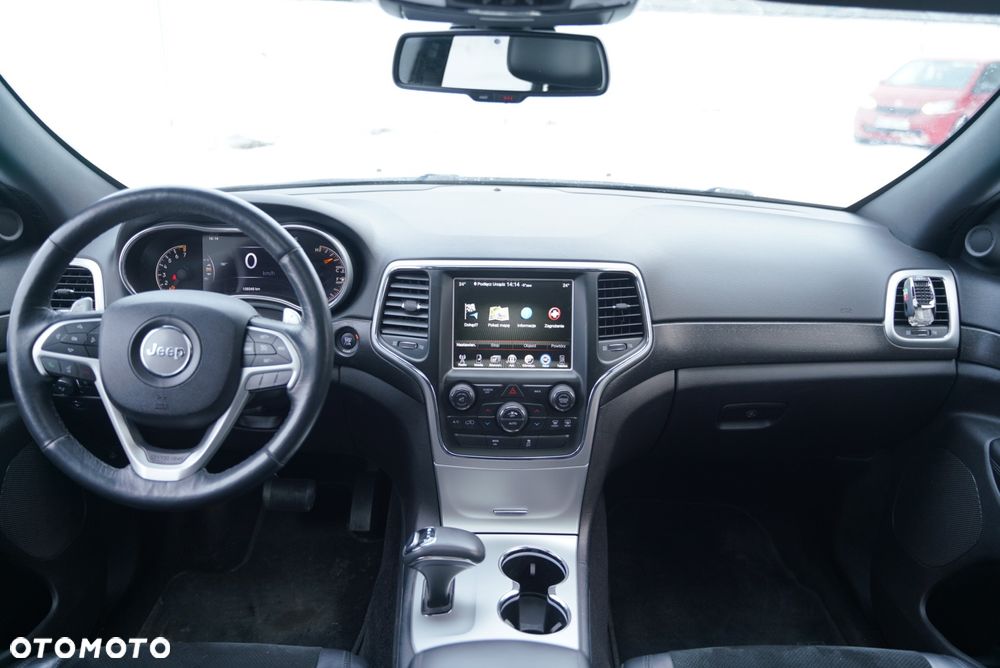 Jeep Grand Cherokee - 16