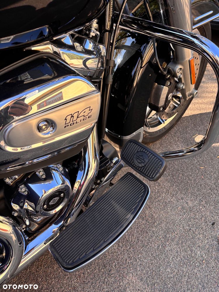 Harley-Davidson FLH Electra Glide - 17