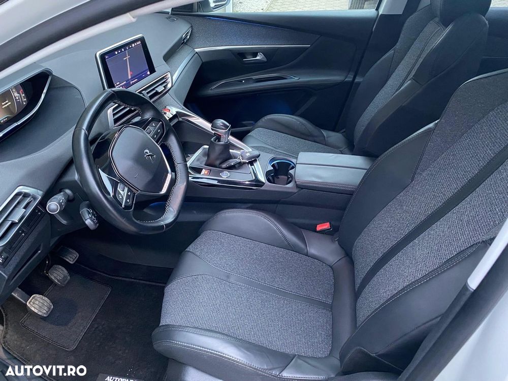 Peugeot 3008 PureTech 130 Stop & Start Access - 13