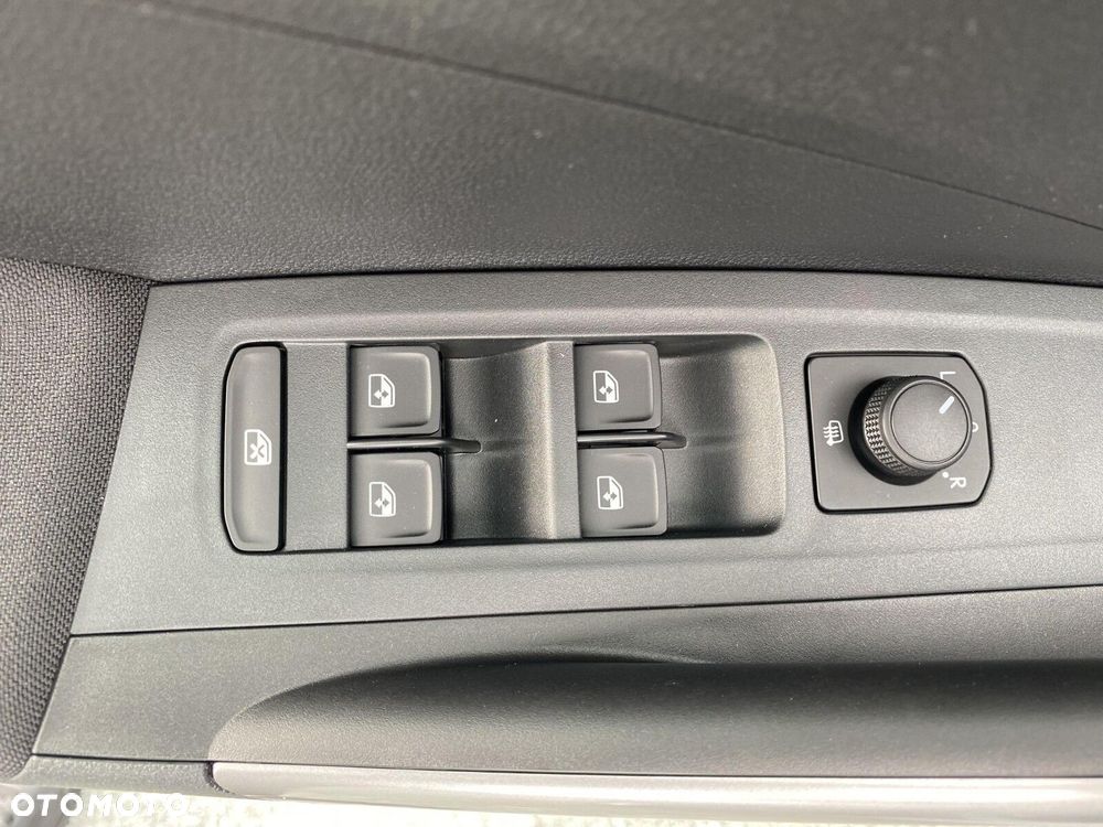 Skoda Fabia 1.0 TSI Edition 130 DSG - 25