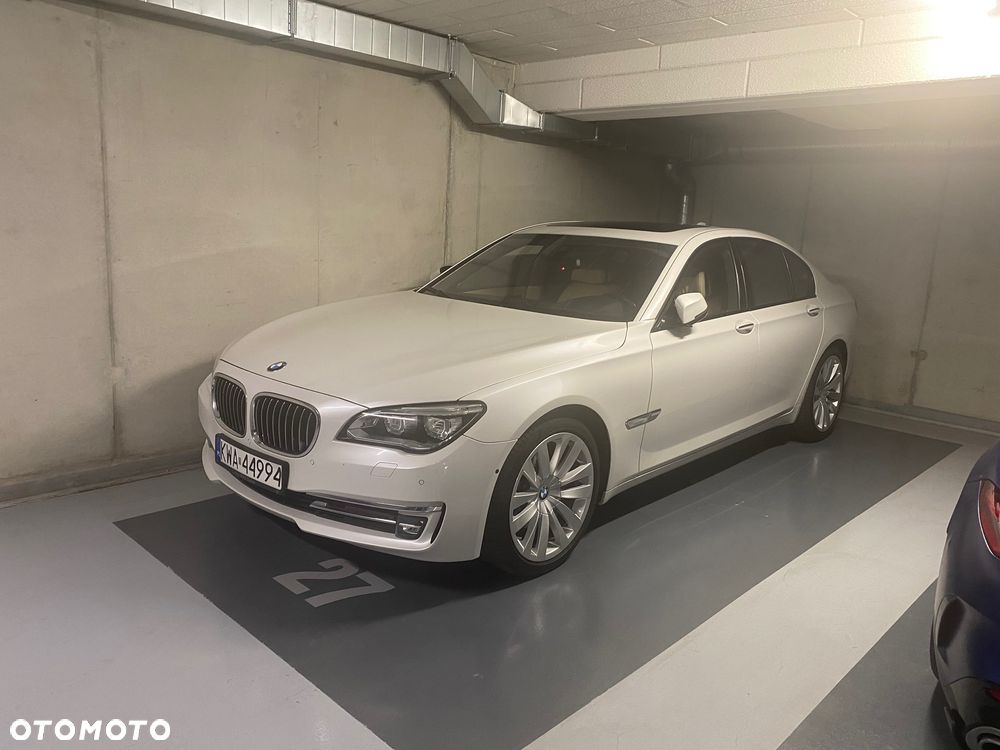 BMW Seria 7 730d xDrive Edition Exclusive - 12