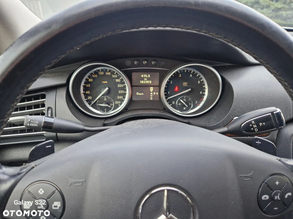 Mercedes-Benz Klasa R 350 4Matic BlueEFFICIENCY 7G-TRONIC - 29
