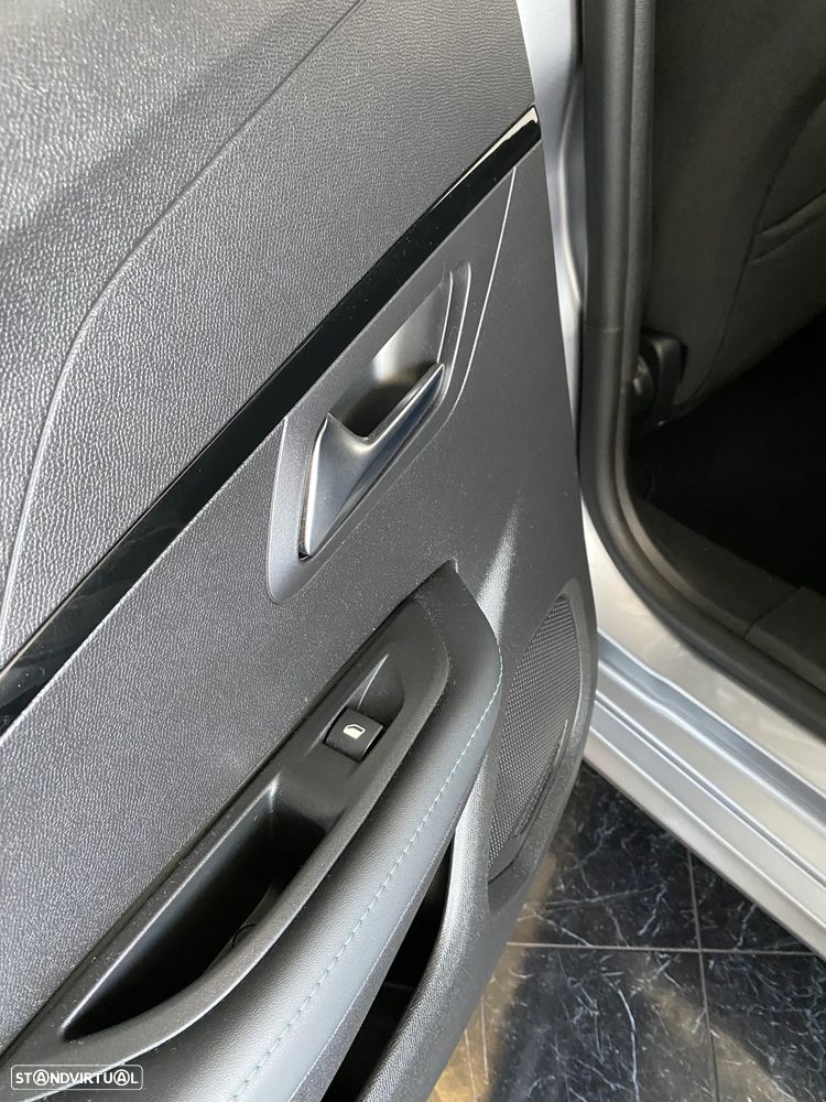 Peugeot 208 1.5 BlueHDi Allure Pack - 18