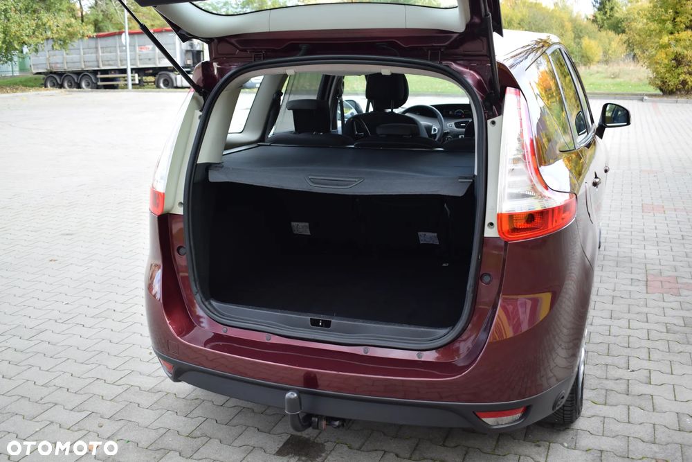 Renault Grand Scenic 1.6 16V 110 Dynamique - 28