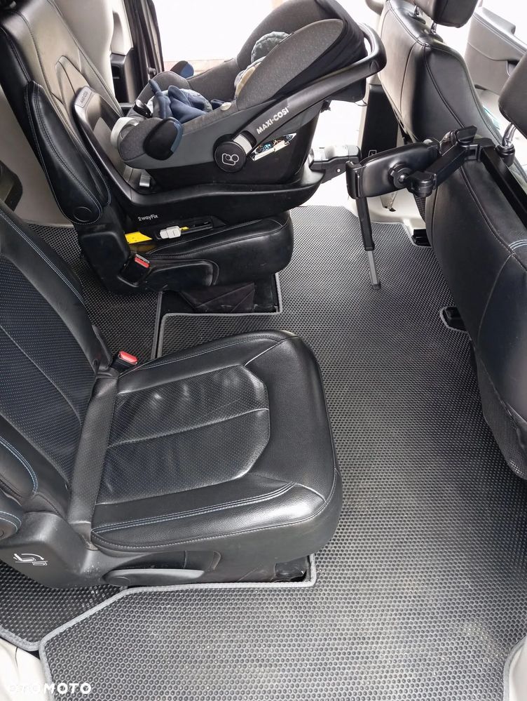 Chrysler Pacifica - 14
