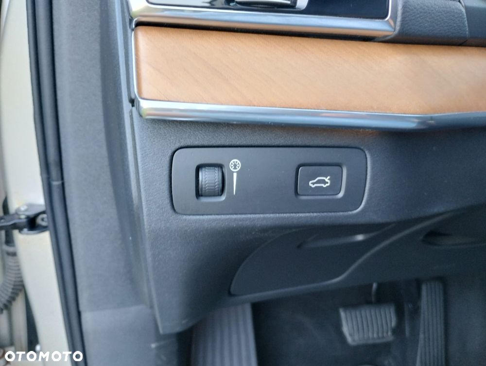 Volvo XC 90 D5 AWD Inscription 7os - 24
