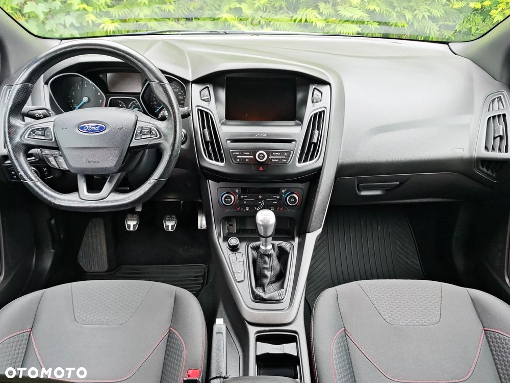 Ford Focus 1.5 EcoBoost STart-Stopp-System ST-LINE - 7