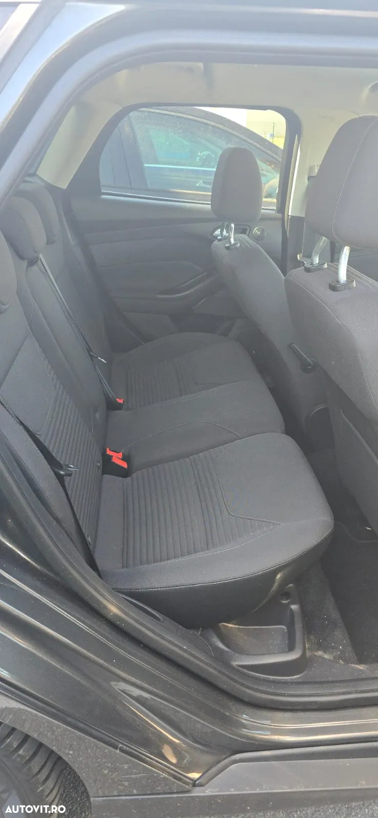 Ford Focus 1.5 TDCi Titanium - 9