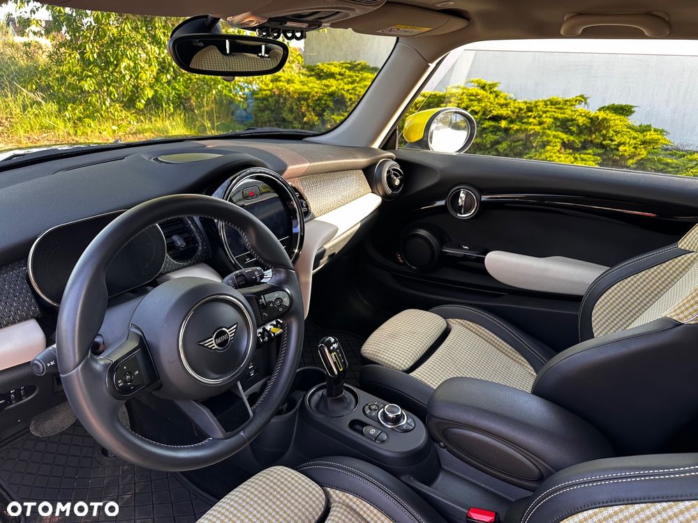 MINI Cooper SE - 11