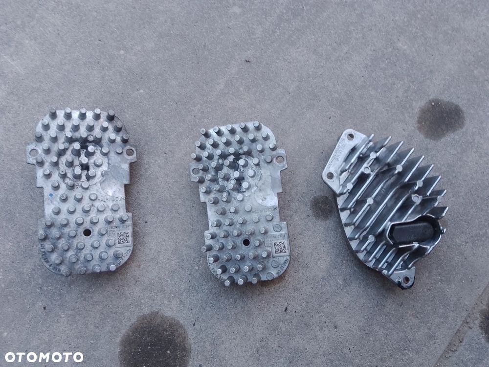 BMW F32 PRZETWORNICA MODUŁ LED 707881 - 1