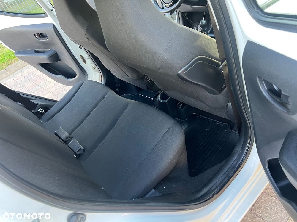 Toyota Yaris 1.0 Active - 22