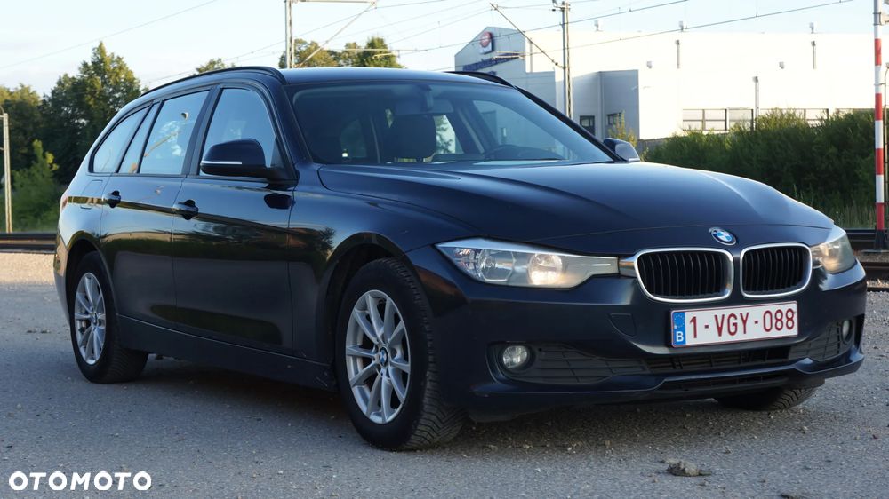 BMW Seria 3 318d Blue Performance Luxury Line - 3