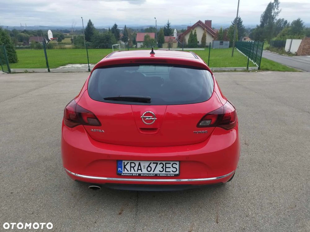 Opel Astra IV 1.6 T Executive - 12