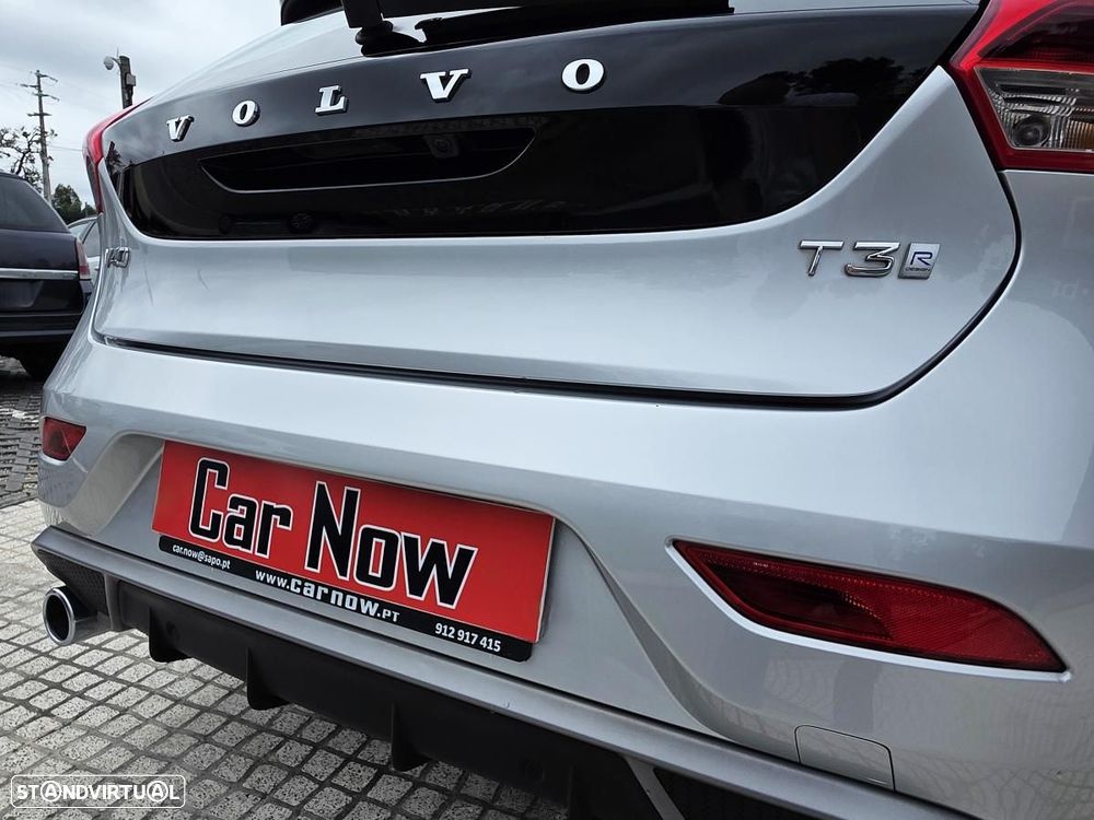 Volvo V40 1.5 T3 Sport Edition R Geartronic - 29