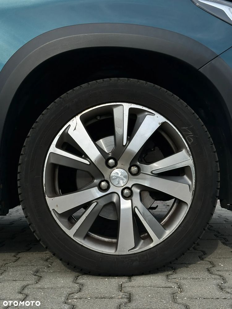 Peugeot 2008 1.2 Pure Tech Allure S&S EAT6 - 6