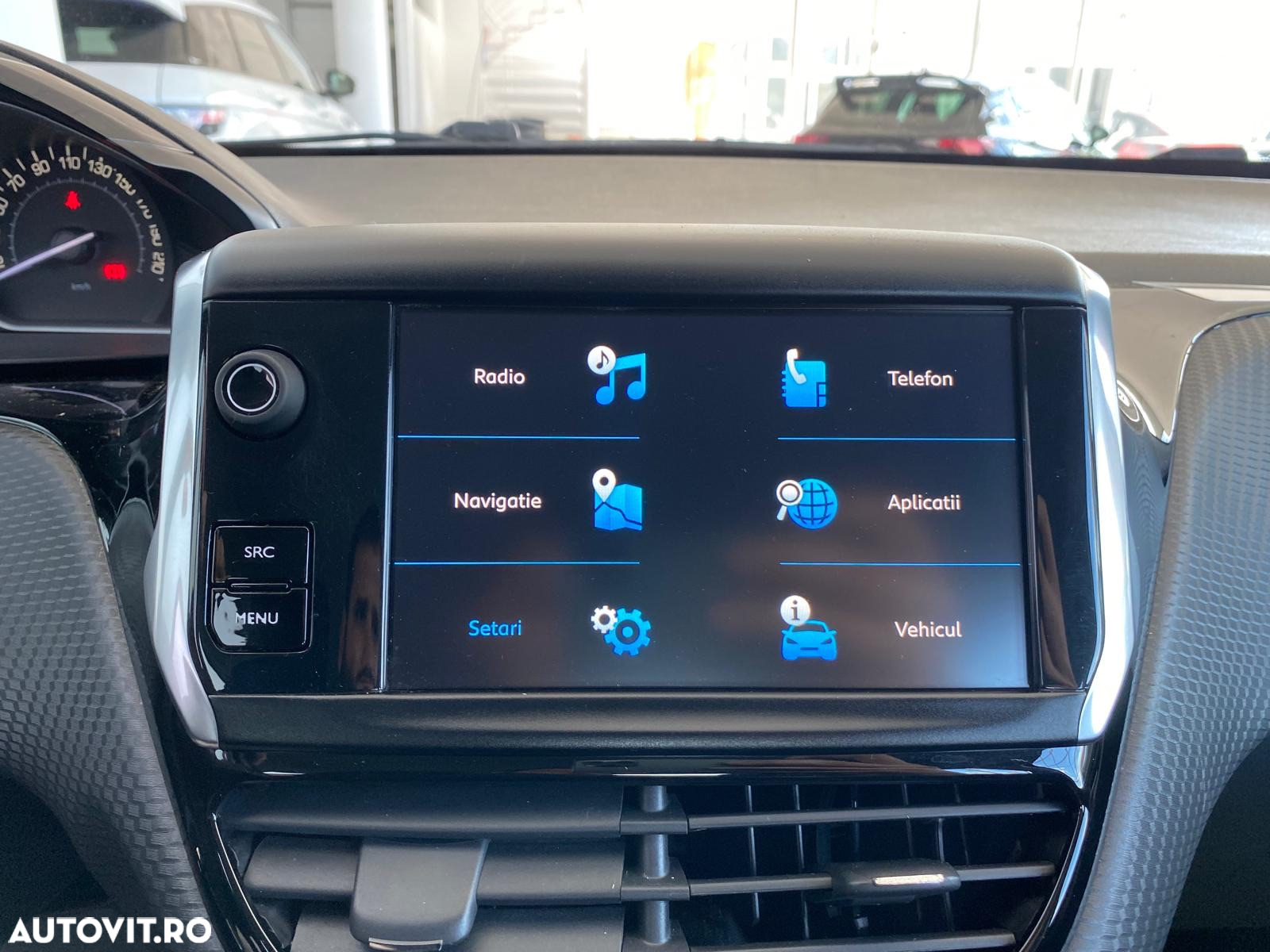 Peugeot 2008 1.2 PureTech Turbo Allure - 14