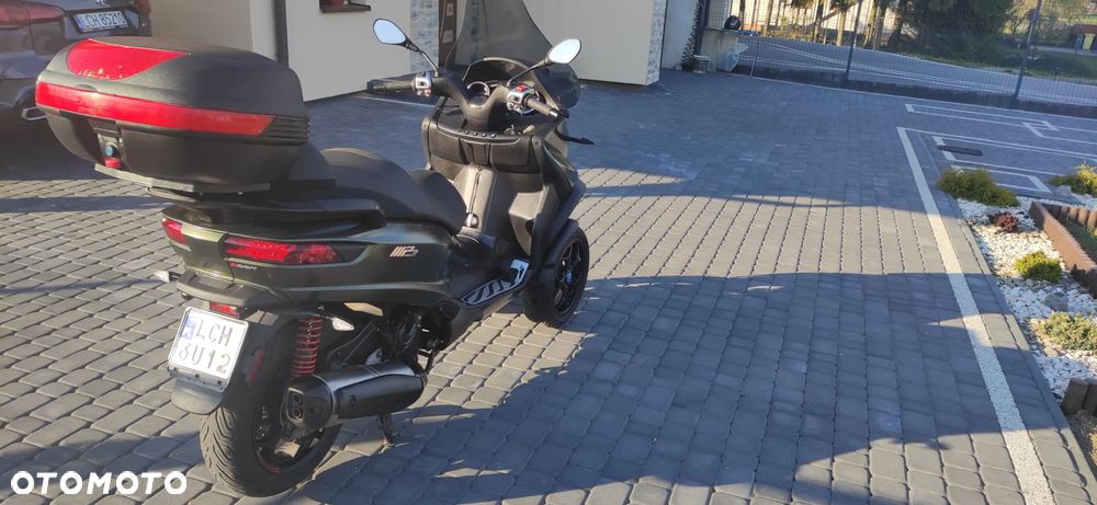 Piaggio MP-3 - 6