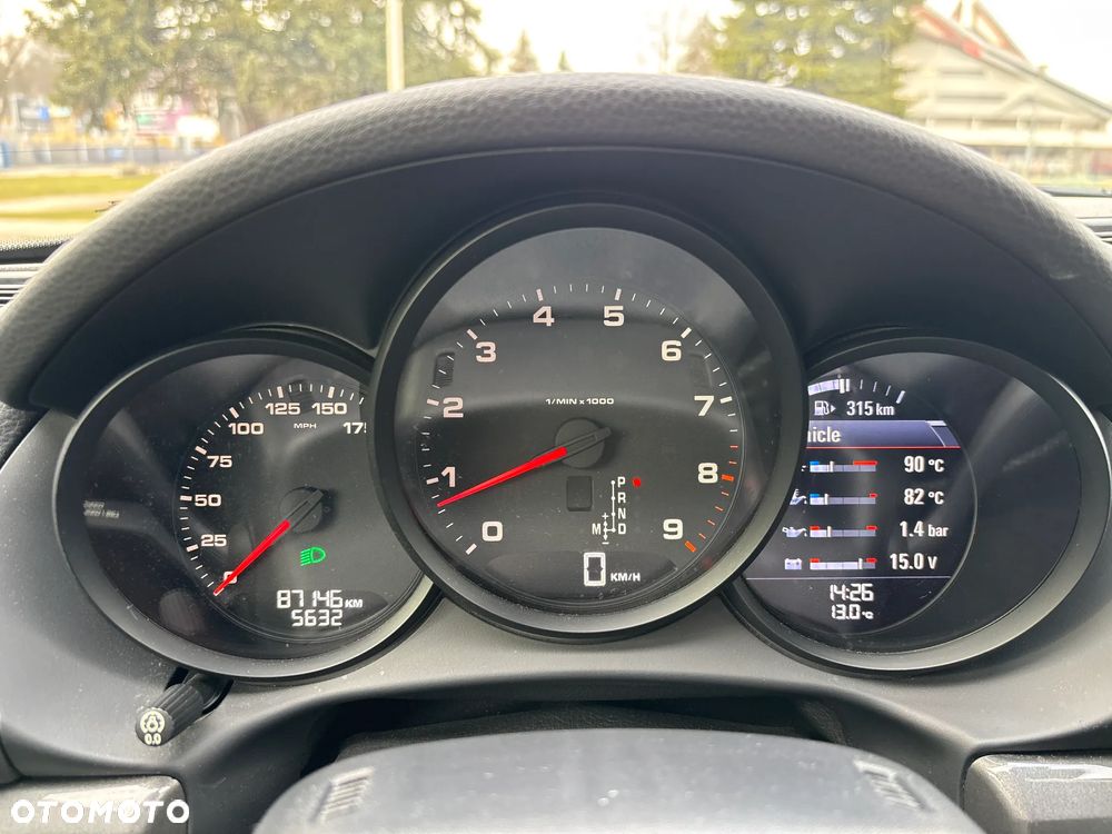 Porsche Cayman PDK Black Edition - 13