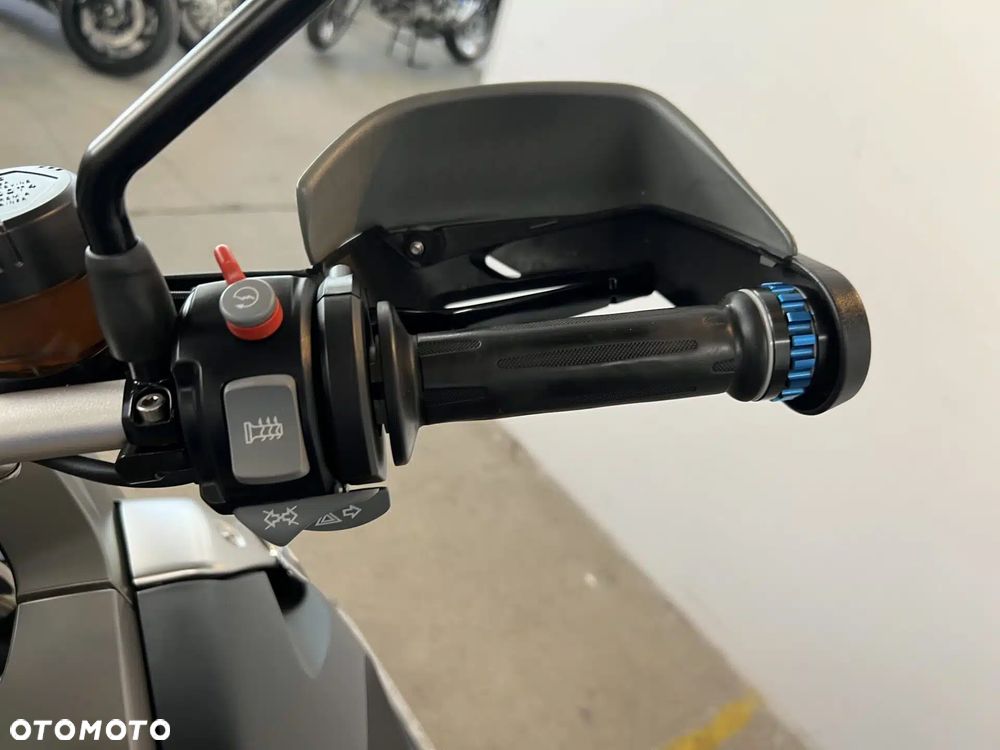 BMW R - 23