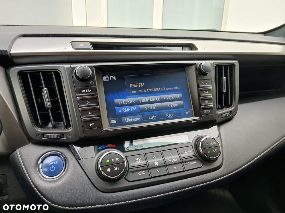 Toyota RAV4 Hybrid Premium 4x2 - 22