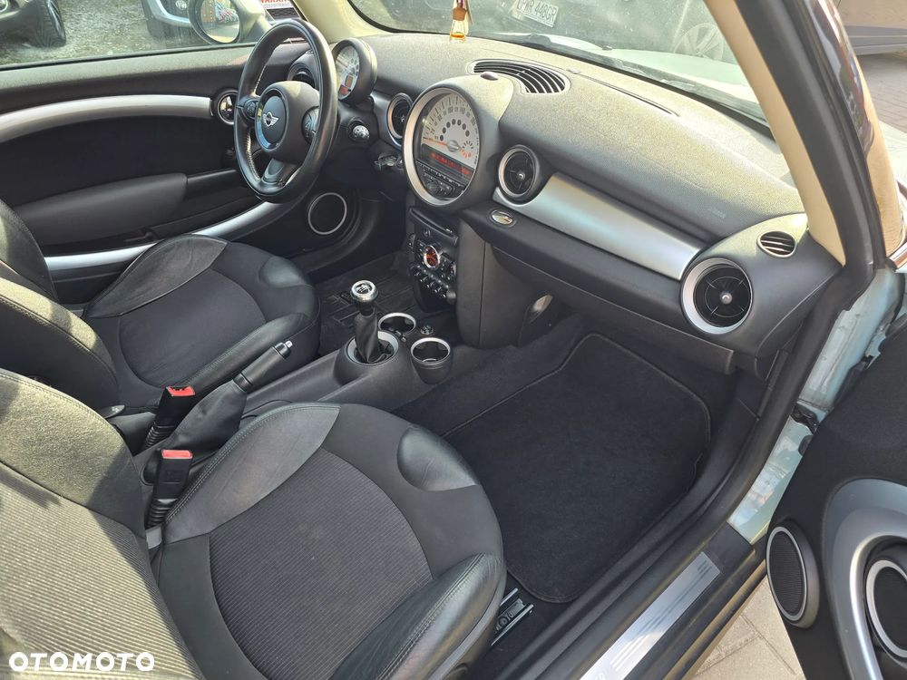 MINI ONE - 10
