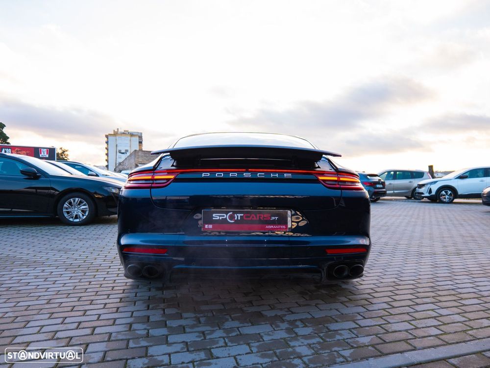 Porsche Panamera 4 Executive - 8