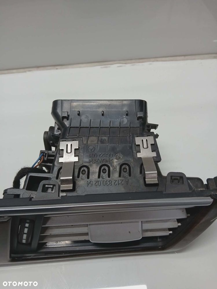 MERCEDES W212 LISTWA DEKOR KONSOLI KRATKI NAWIEWU A212680XX71 - 4