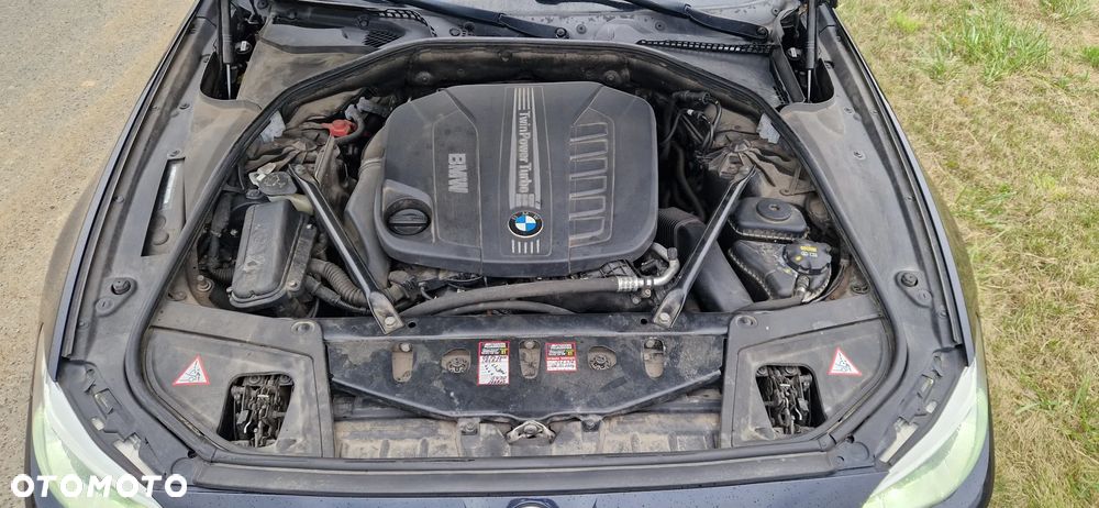 BMW Seria 5 530d Touring Sport-Aut - 6