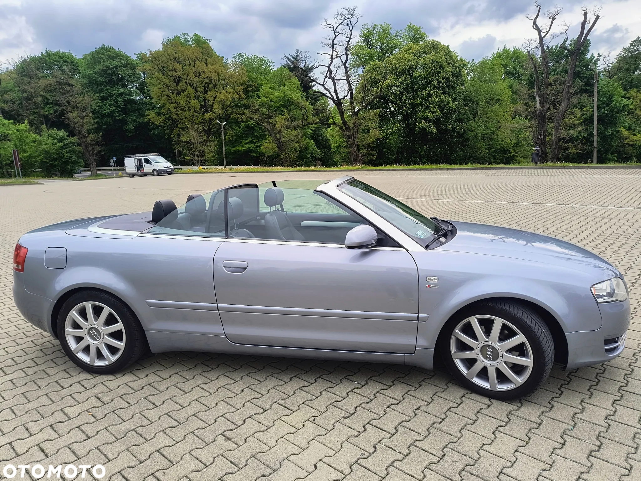 Audi A4 Cabriolet 2.0 TDI DPF - 11