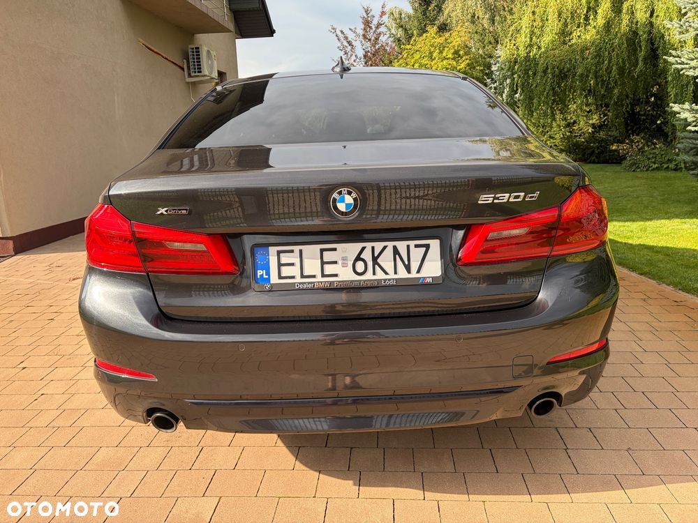 BMW Seria 5 530d xDrive Sport Line sport - 15