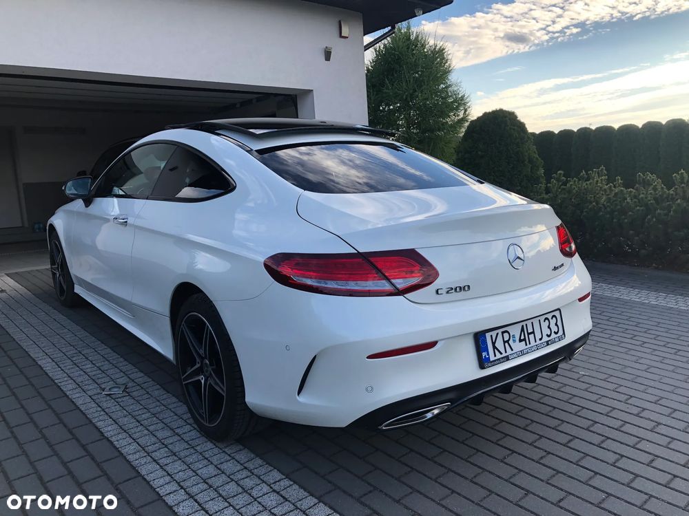 Mercedes-Benz Klasa C 200 4-Matic 9G-Tronic - 8