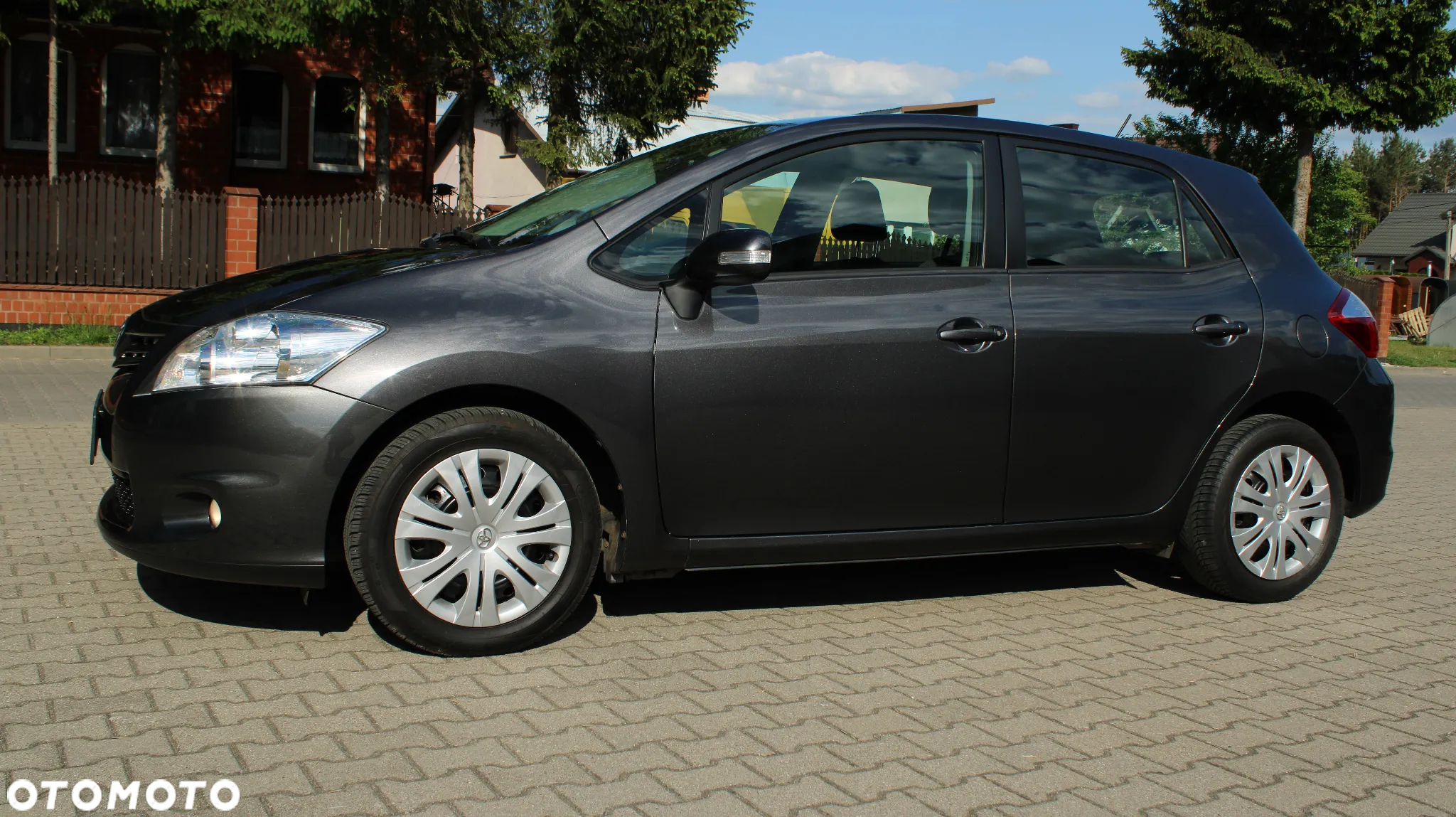 Toyota Auris 1.6 Premium - 9