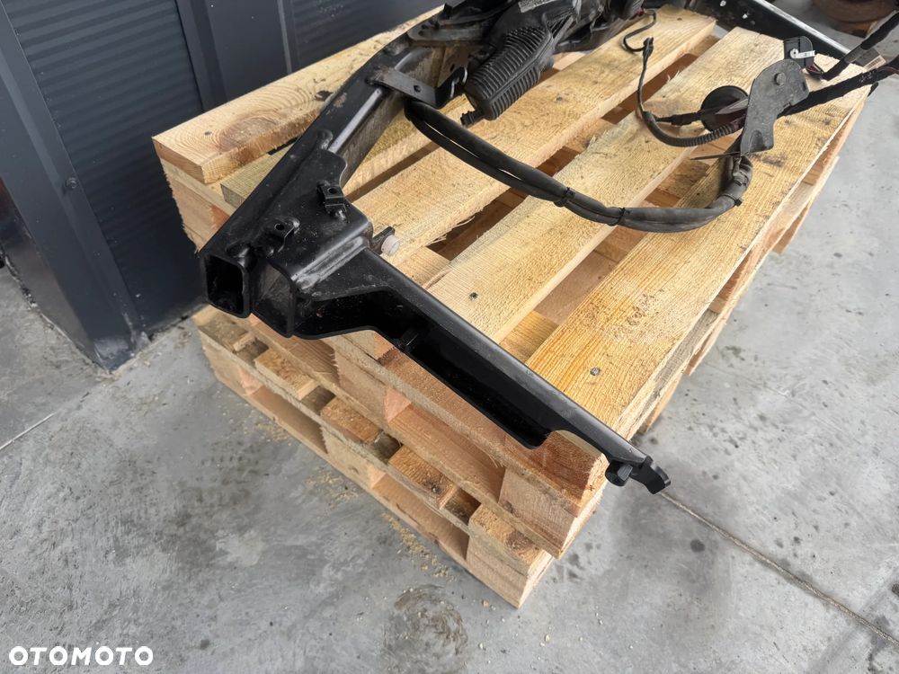 HAK HOLOWNICZY ELEKTRYCZNY AUDI A4 B9 8W0800491M - 5