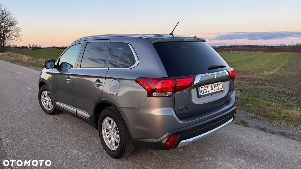 Mitsubishi Outlander 2.0 2WD Edition - 4