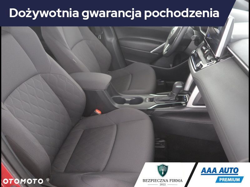 Toyota Corolla Cross - 10