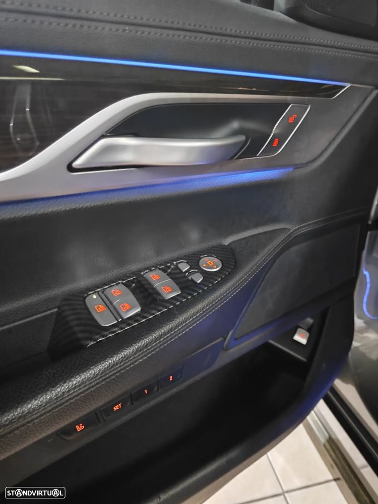 BMW 740 e iPerformance Pack M - 22